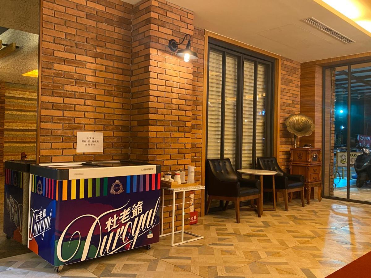 Hua Xiang Hotel -Zouying Kaohsiung Dış mekan fotoğraf
