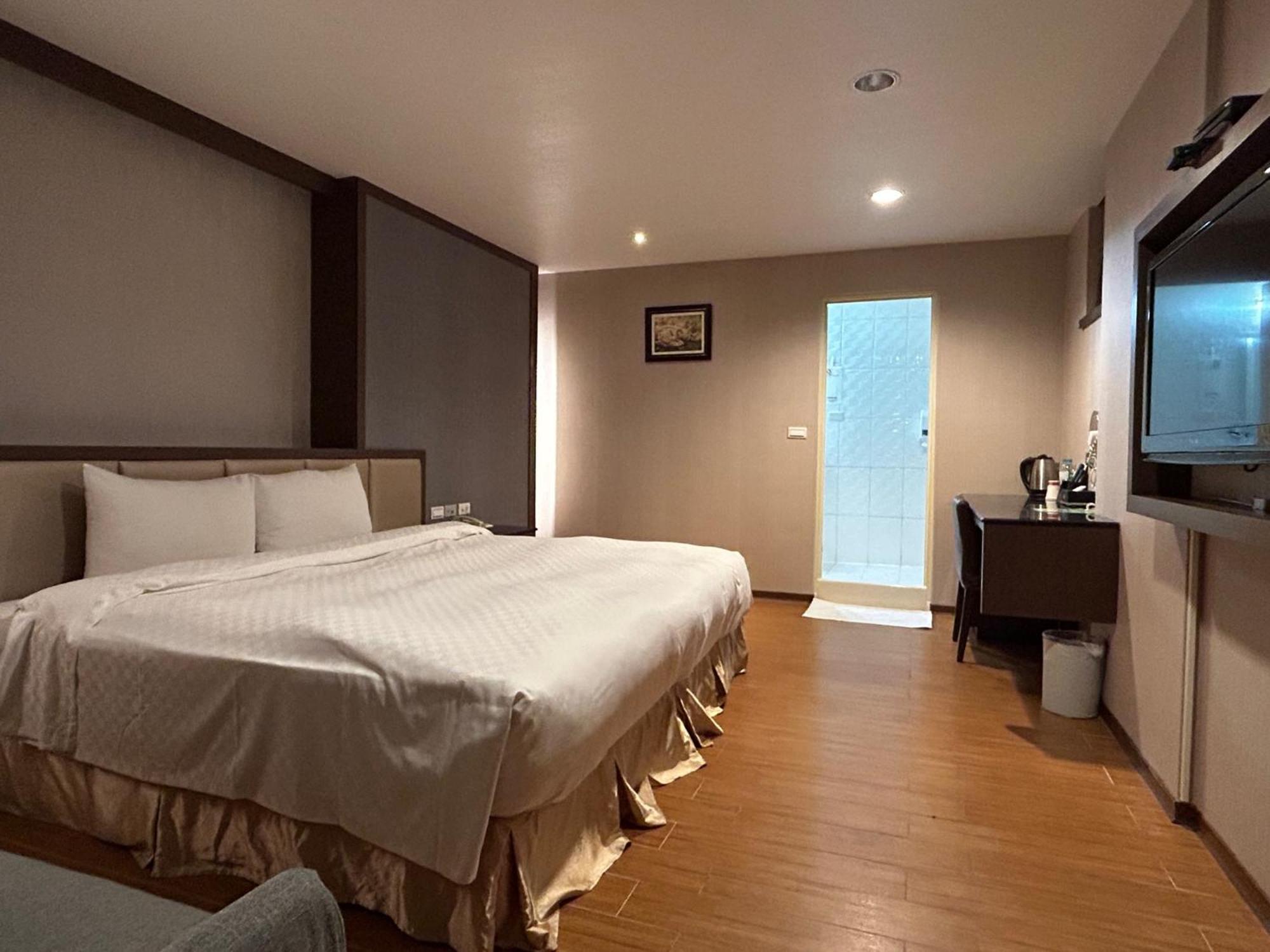 Hua Xiang Hotel -Zouying Kaohsiung Dış mekan fotoğraf